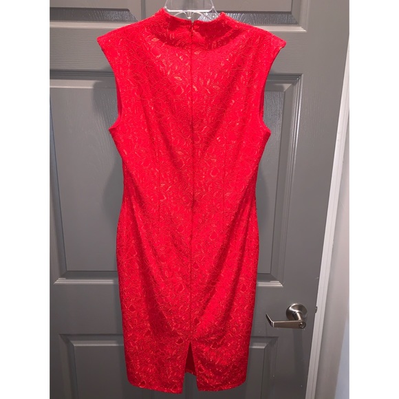 Almost Famous V-neck Bodycon dress - Picture 4 of 5